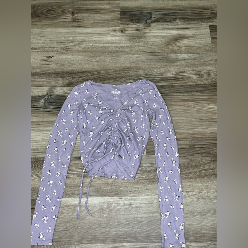 Hollister Purple Flower Cropped Long Sleeve